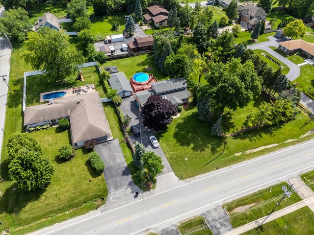 5821 W 127th Street, Palos Heights, IL 60463