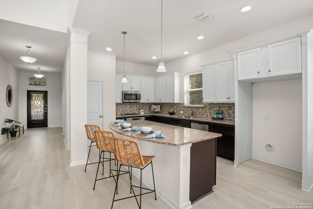 8511 Ivy Curl, Schertz, TX 78154