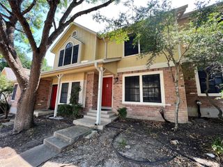 11901 Swearingen DR 32, Austin, TX 78758