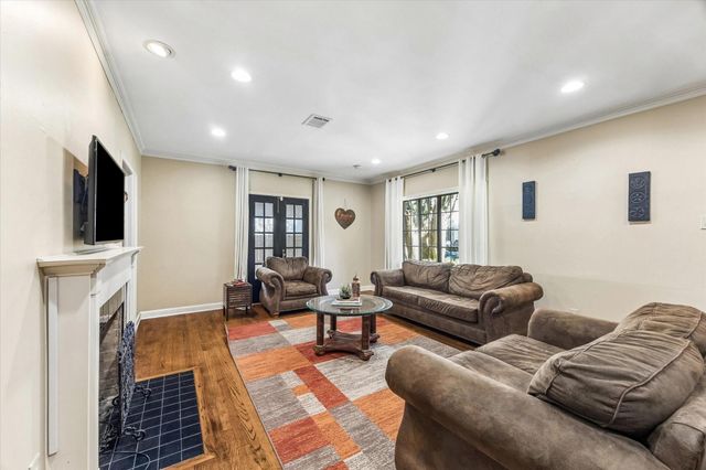 3111 Quenby, West University Place, TX 77005