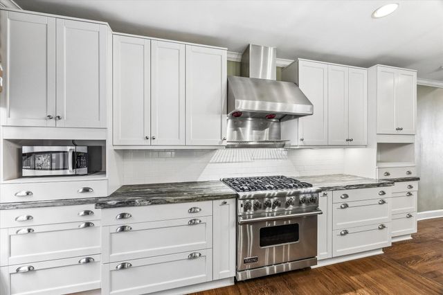 3111 Quenby, West University Place, TX 77005