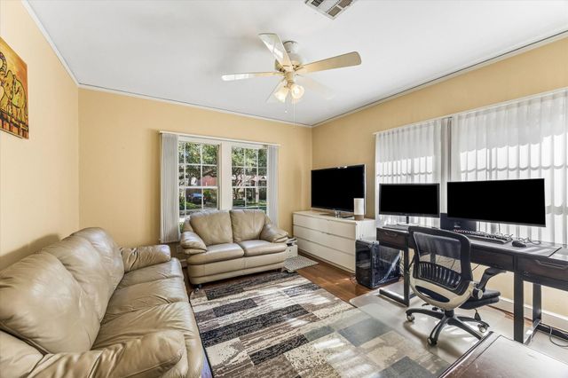 3111 Quenby, West University Place, TX 77005