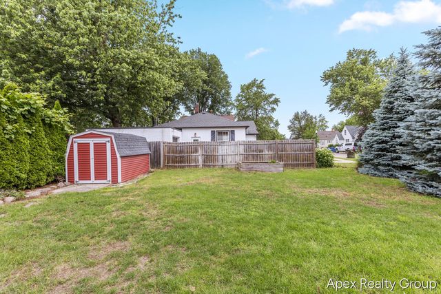 555 E Central Avenue, Zeeland, MI 49464