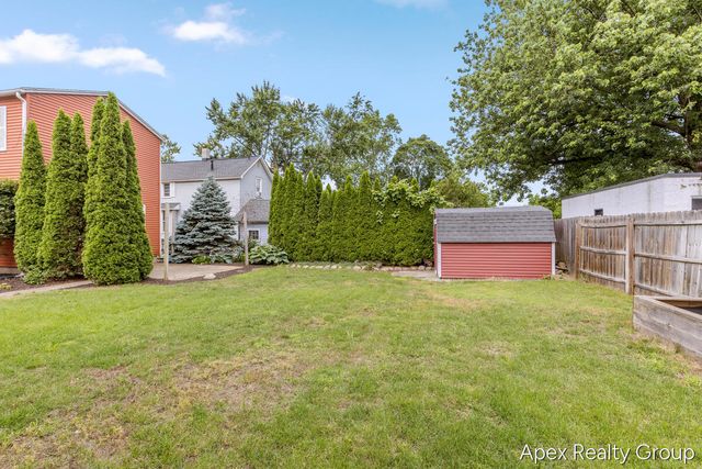 555 E Central Avenue, Zeeland, MI 49464