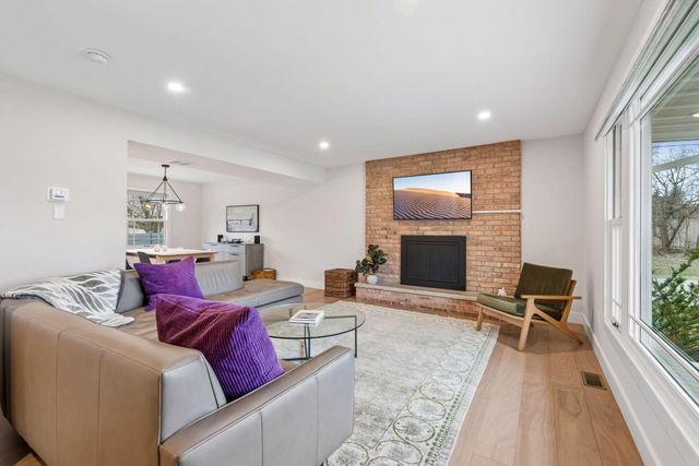 4921 Trillium Lane, Edina, MN 55435