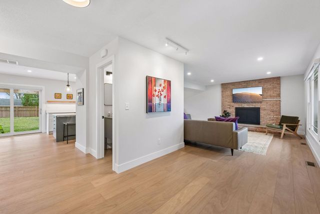 4921 Trillium Lane, Edina, MN 55435