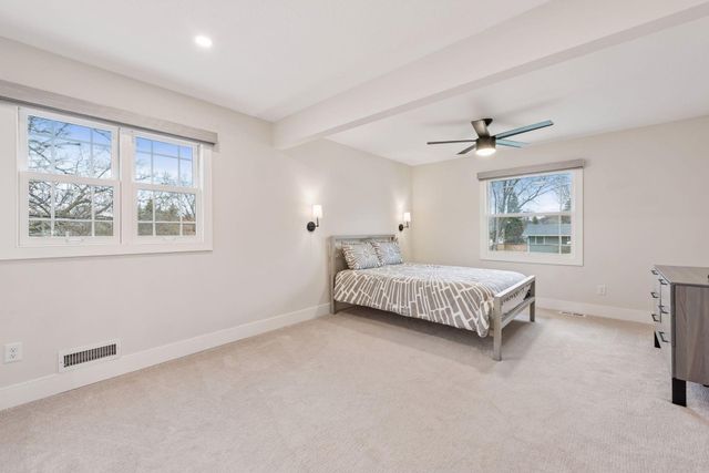 4921 Trillium Lane, Edina, MN 55435