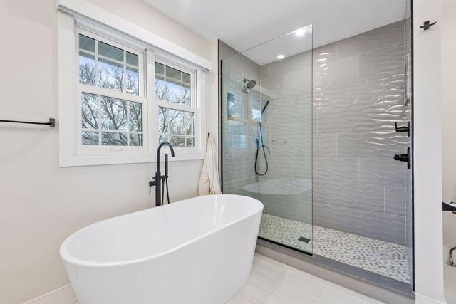 4921 Trillium Lane, Edina, MN 55435