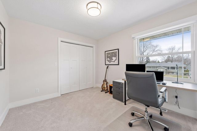 4921 Trillium Lane, Edina, MN 55435