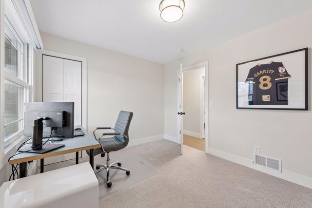 4921 Trillium Lane, Edina, MN 55435