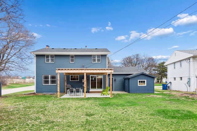 4921 Trillium Lane, Edina, MN 55435