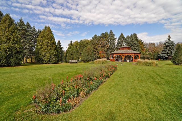 4921 Trillium Lane, Edina, MN 55435