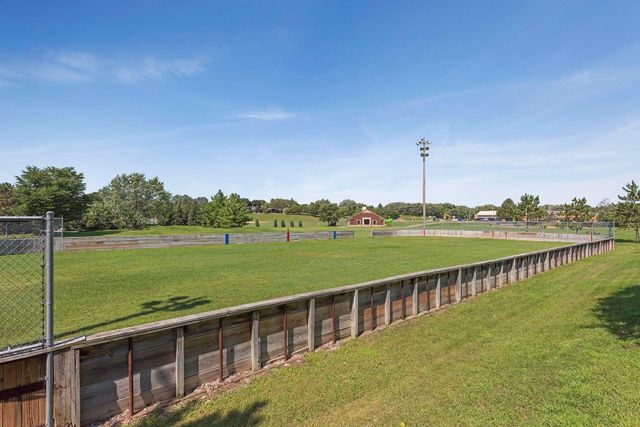 4921 Trillium Lane, Edina, MN 55435