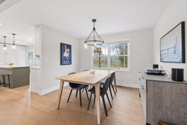 4921 Trillium Lane, Edina, MN 55435