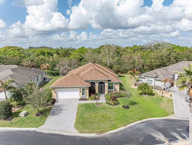 753 SW Fortunella Cir Circle SW, Vero Beach, FL 32968