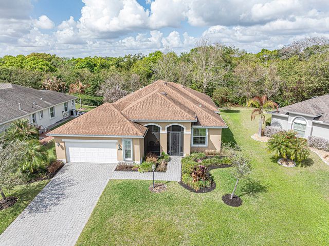 753 SW Fortunella Cir Circle SW, Vero Beach, FL 32968