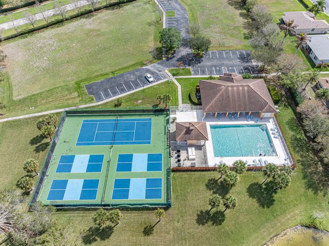 753 SW Fortunella Cir Circle SW, Vero Beach, FL 32968