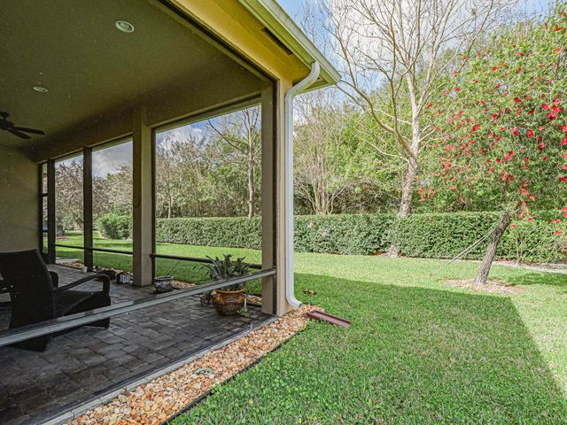 753 SW Fortunella Cir Circle SW, Vero Beach, FL 32968