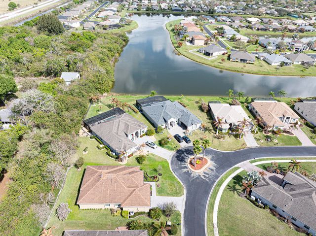 753 SW Fortunella Cir Circle SW, Vero Beach, FL 32968