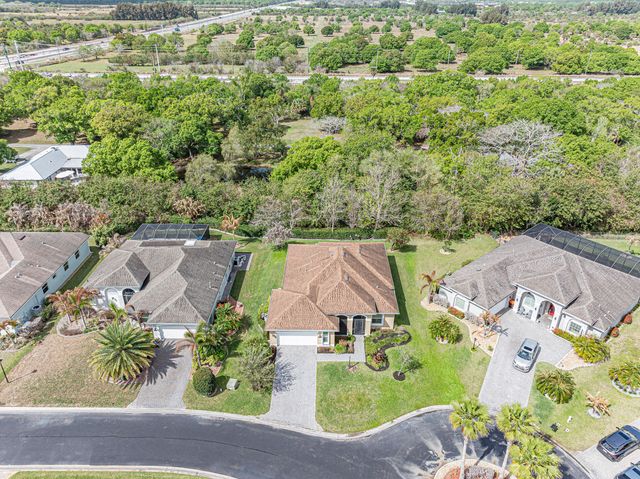 753 SW Fortunella Cir Circle SW, Vero Beach, FL 32968