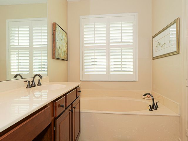 753 SW Fortunella Cir Circle SW, Vero Beach, FL 32968