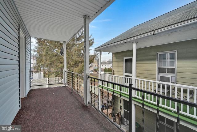 22 W FULTON ST, Ephrata, PA 17522