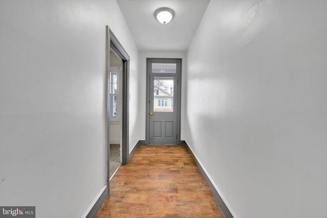 22 W FULTON ST, Ephrata, PA 17522