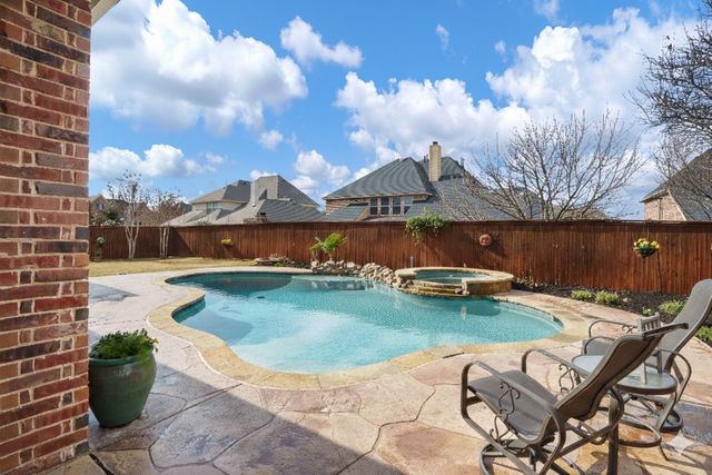 9144 Calvert Road, Lantana, TX 76226