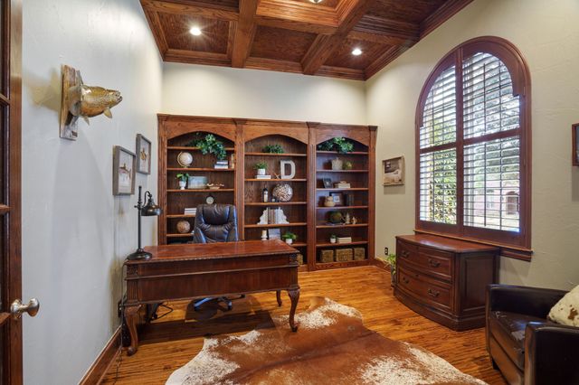 9144 Calvert Road, Lantana, TX 76226