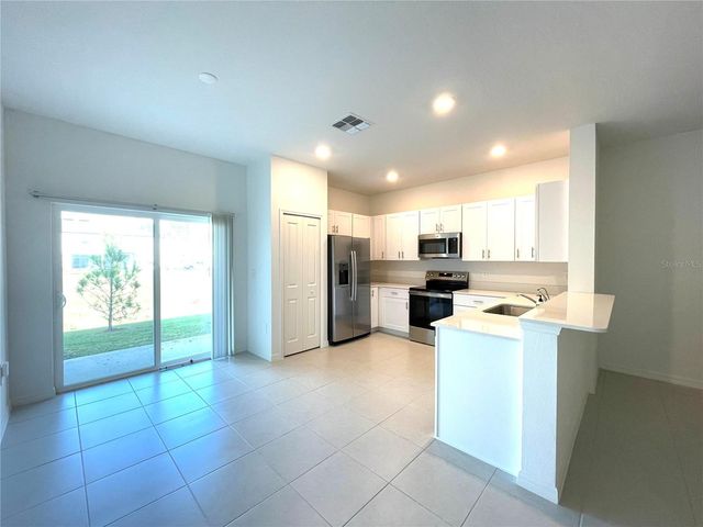 36221 RISA MICHELE STREET, Zephyrhills, FL 33541