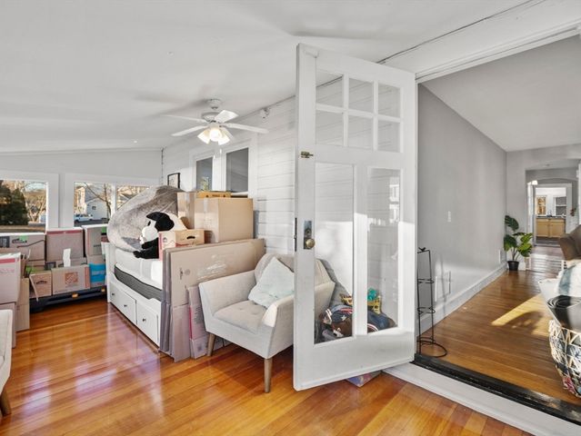 20 Byrne Avenue, Westford, MA 01886