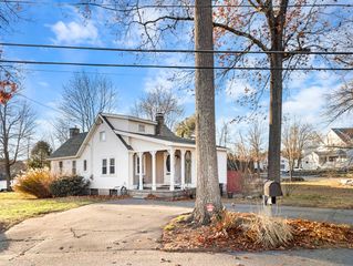 20 Byrne Avenue, Westford, MA 01886