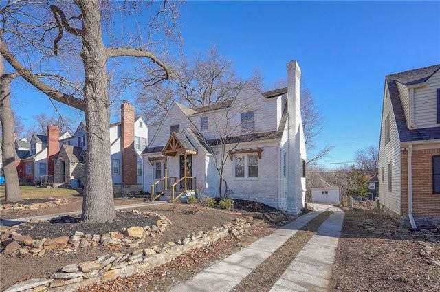 6531 Holmes Road, Kansas City, MO 64131