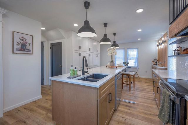 6531 Holmes Road, Kansas City, MO 64131