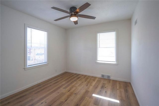 6531 Holmes Road, Kansas City, MO 64131