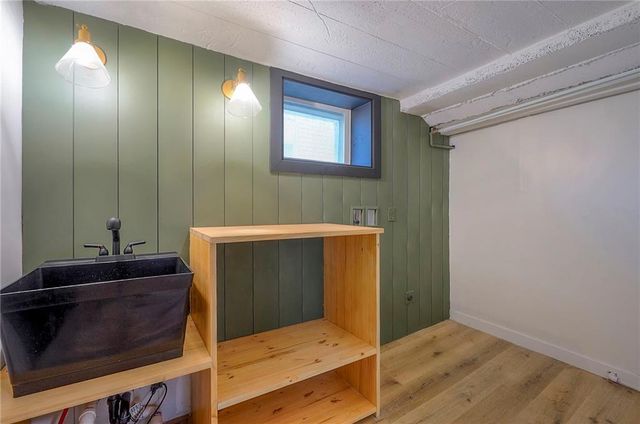 6531 Holmes Road, Kansas City, MO 64131