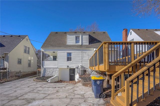 6531 Holmes Road, Kansas City, MO 64131