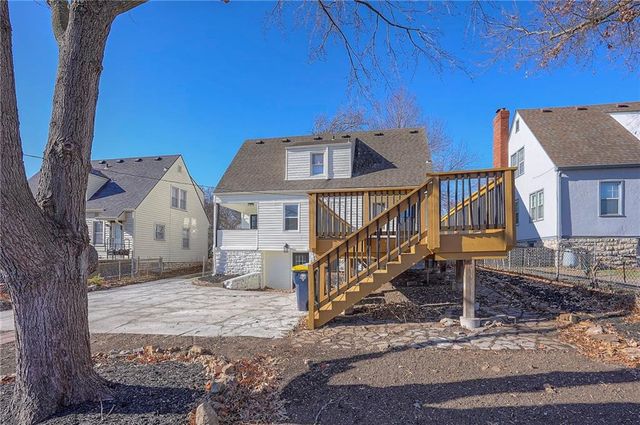 6531 Holmes Road, Kansas City, MO 64131