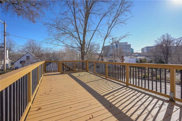 6531 Holmes Road, Kansas City, MO 64131