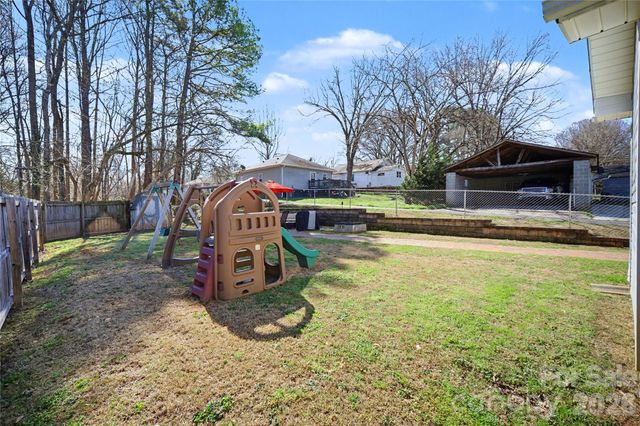 224 10th Street, Cramerton, NC 28032