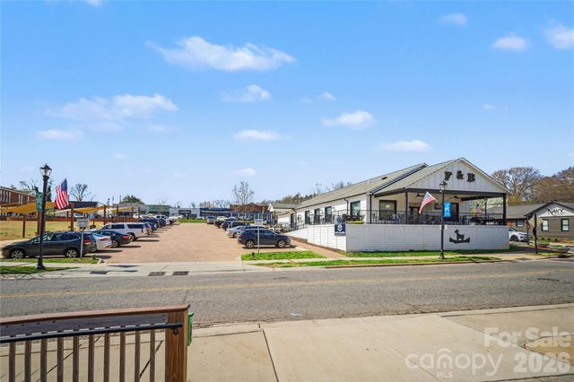 224 10th Street, Cramerton, NC 28032