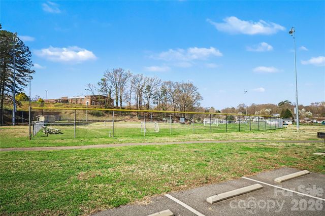 224 10th Street, Cramerton, NC 28032