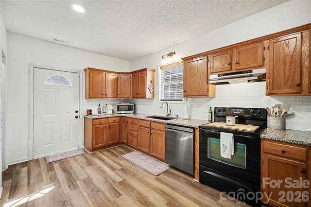 224 10th Street, Cramerton, NC 28032