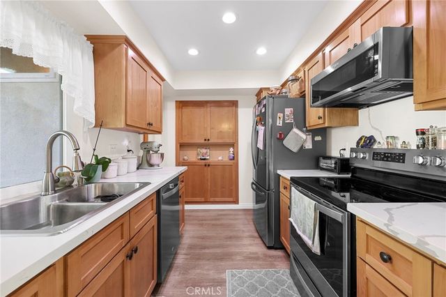 360 Meadow Court, Brea, CA 92821