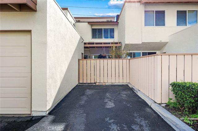 360 Meadow Court, Brea, CA 92821