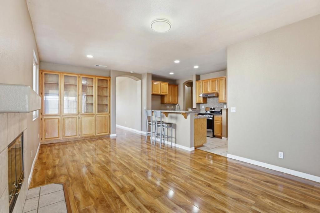 Image 11 of property listing at 8506 Tambor Way, Elk Grove, CA 95758