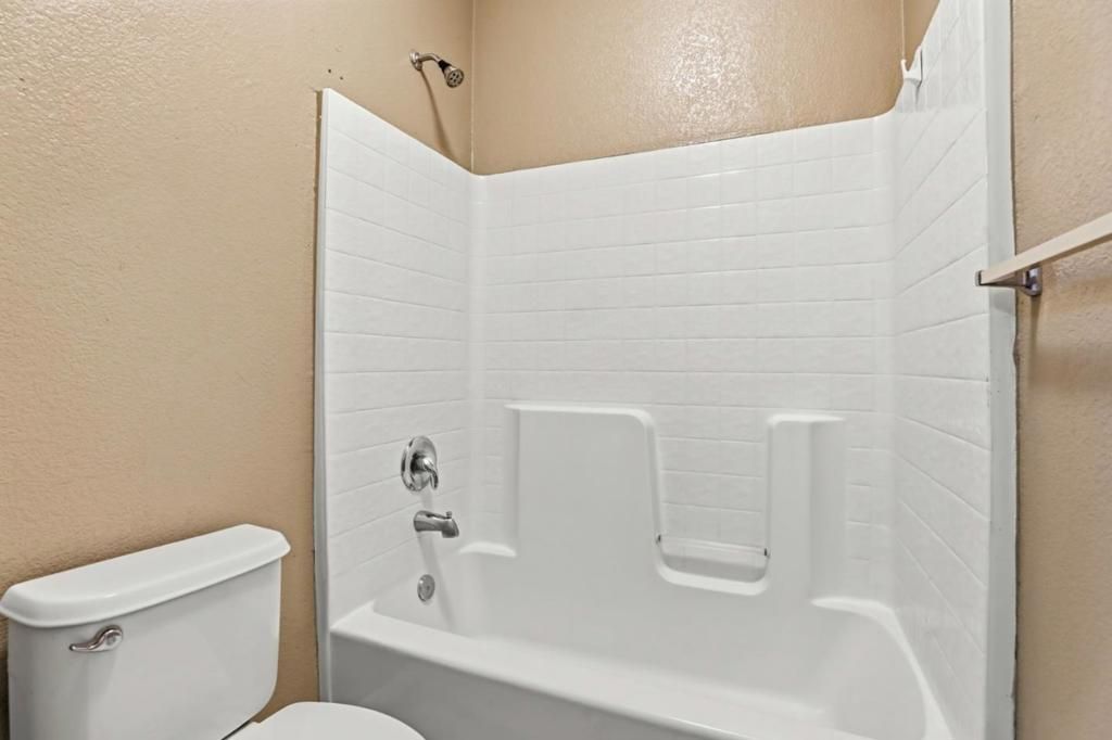 Image 19 of property listing at 8506 Tambor Way, Elk Grove, CA 95758