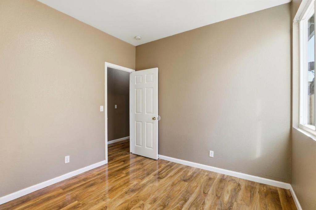 Image 23 of property listing at 8506 Tambor Way, Elk Grove, CA 95758