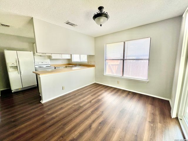 8626 Serene Ridge Drive, San Antonio, TX 78239