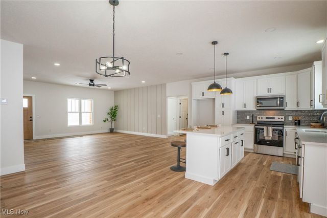 8421 Wadsworth Road, Wadsworth, OH 44281